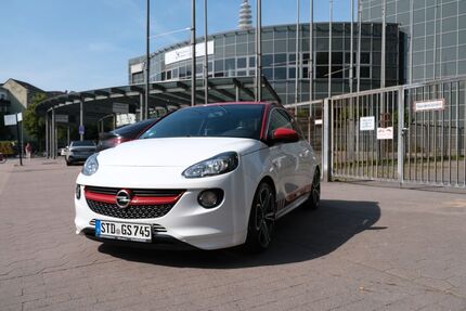 Opel Adam 84.000 km 8.990 € Hamburg 20459