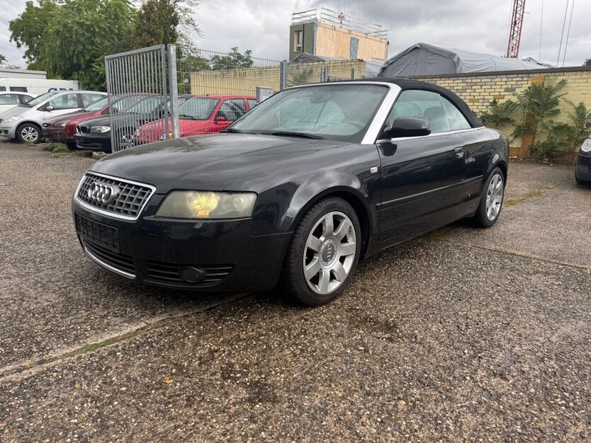 Audi A4 290.000 km 1.990 € Edingen-Neckarhausen 68535