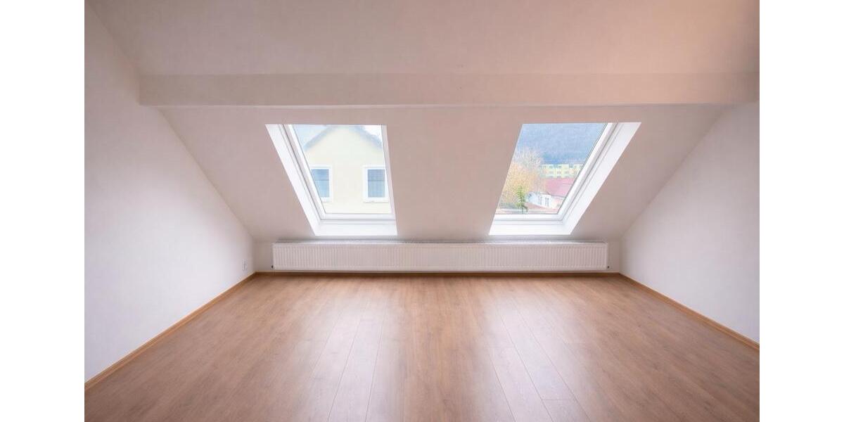 Dachgeschoßwohnung Albstadt - 2 Zimmer, 65 m&sup2;, 700&euro; | Angebot:26272295