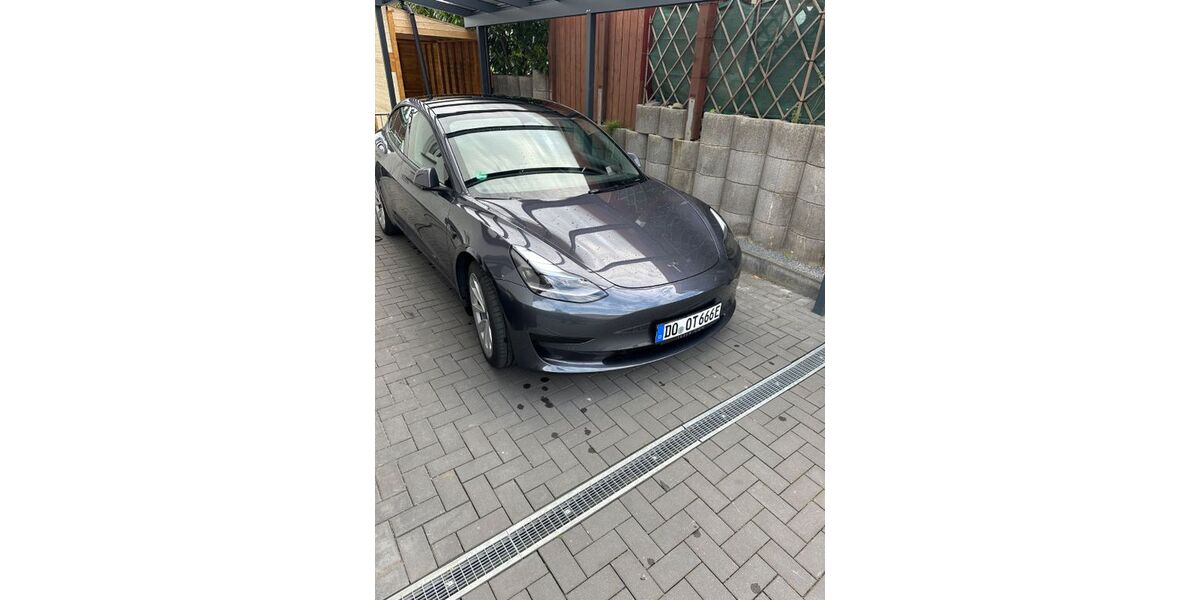 Tesla Model 3 50.000 km 26.800 &euro; Dortmund 44269