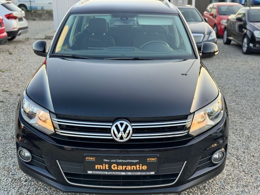 VW Tiguan 212.000 km 9.990 € Paderborn 33106