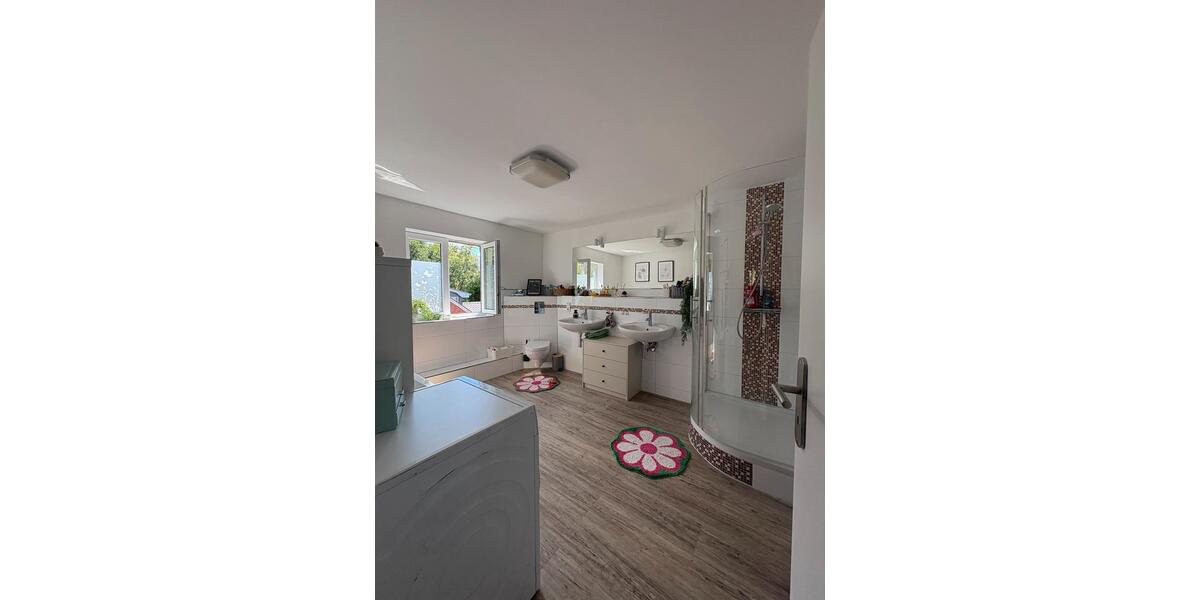 Mehrfamilienhaus, Wohnhaus Leck - 11 Zimmer, 334 m&sup2;, 329.000&euro; | Angebot:26865967