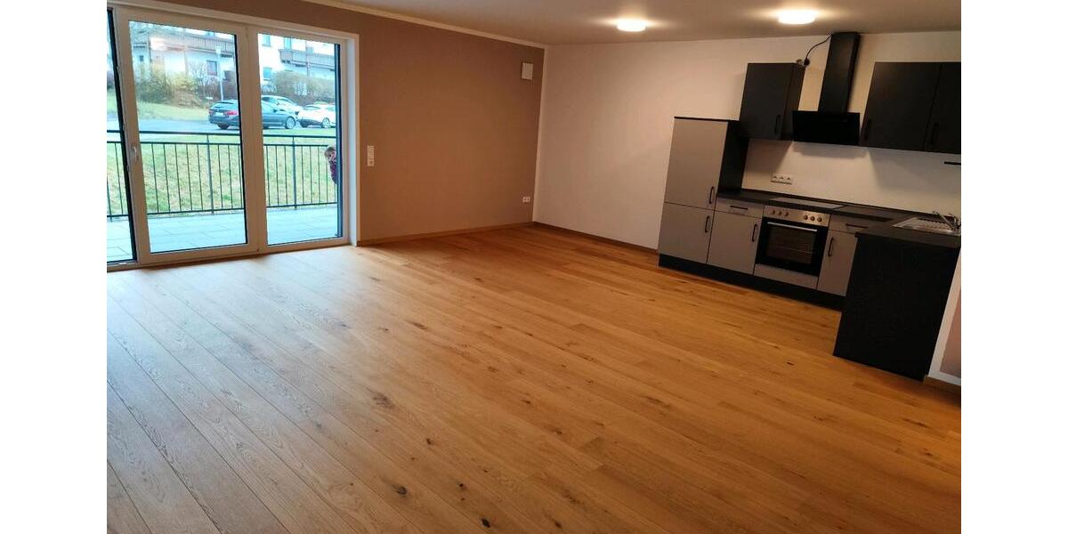 Etagenwohnung Regen - 3 Zimmer, 85 m&sup2;, 790&euro; | Angebot:26420377