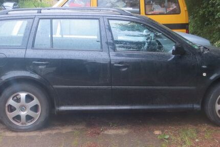 Skoda Octavia 289.000 km 700 &euro; Neu Darchau 29490