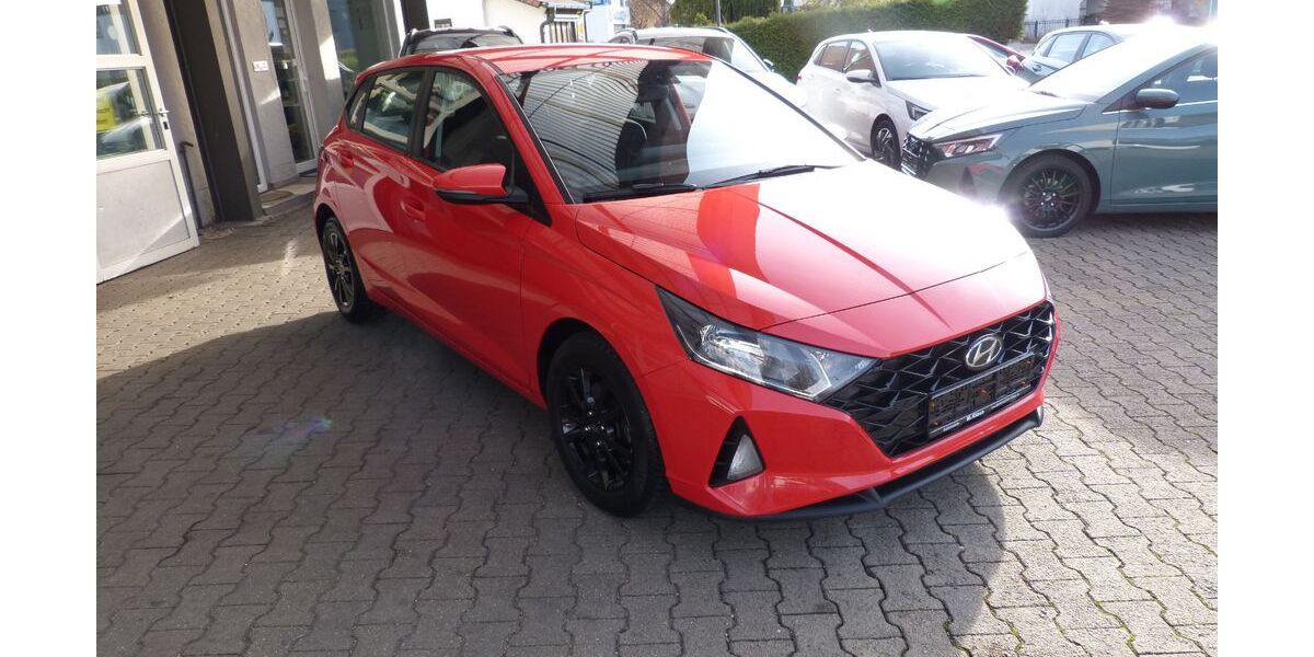 Hyundai i20 46.590 km 15.590 &euro; Stadtbergen 86391