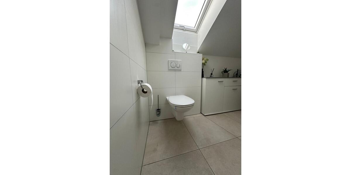 Dachgeschoßwohnung Offenberg - 1.5 Zimmer, 36 m&sup2;, 405&euro; | Angebot:25283562