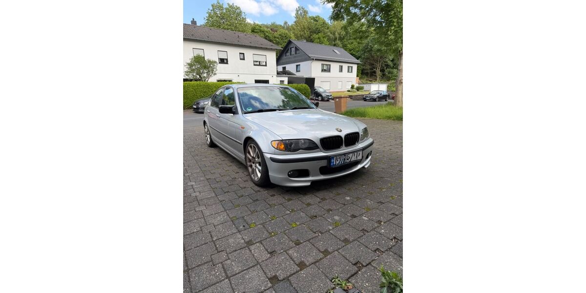 BMW 320 232.913 km 5.200 &euro; Betzdorf 57518