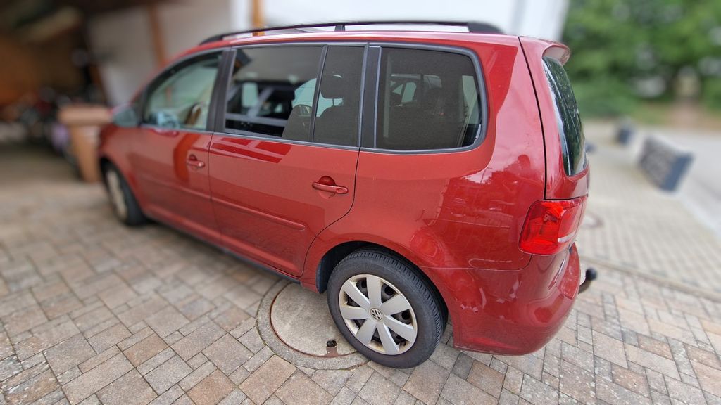 VW Touran 179.000 km 8.490 &euro; Bamberg 96050
