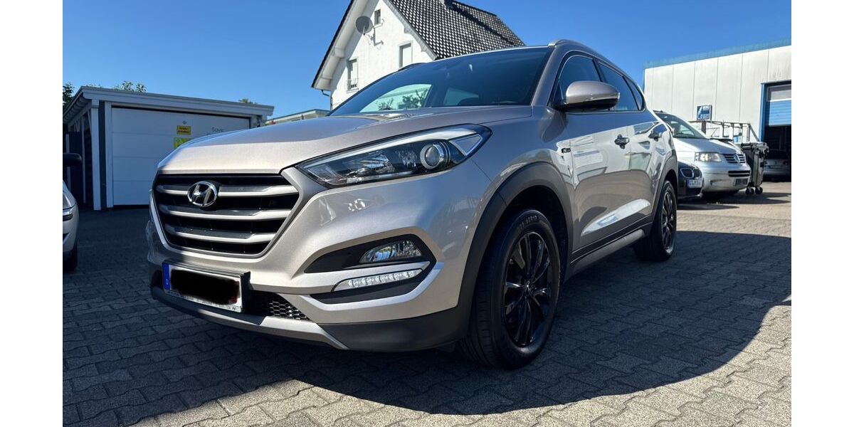 Hyundai TUCSON 155.000 km 12.999 &euro; Bielefeld 33609