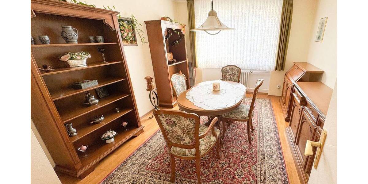 Etagenwohnung Baden-Baden Ebersteinburg - 3 Zimmer, 83 m&sup2;, 250.000&euro; | Angebot:26433519