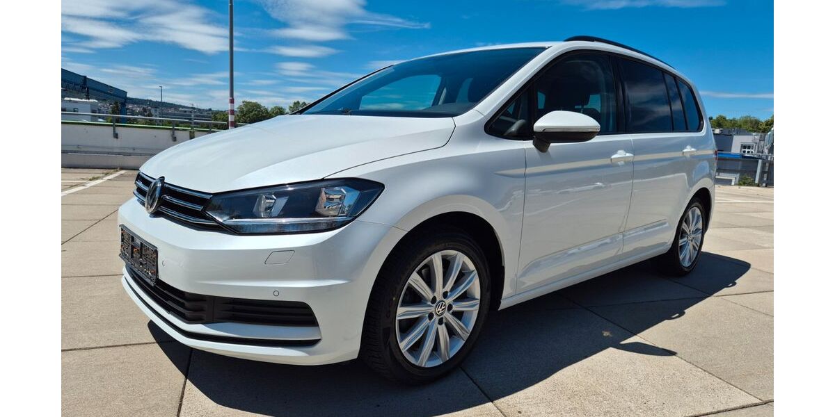 VW Touran 82.100 km 18.800 &euro; Birkenfeld bei Pforzheim 75217