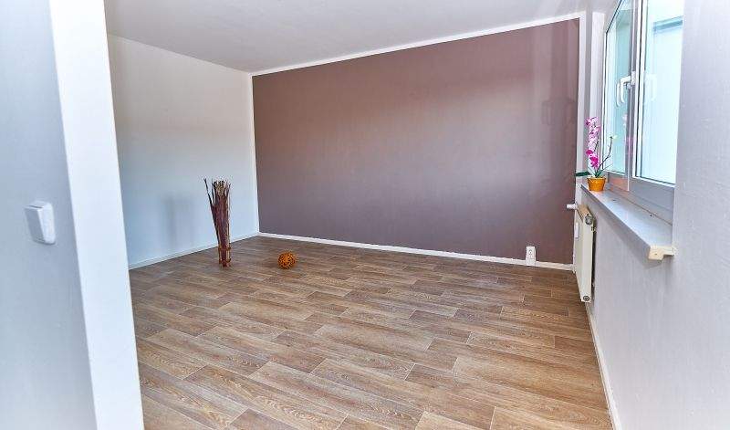 Etagenwohnung Hohenmölsen Jaucha - 2 Zimmer, 52 m&sup2;, 307&euro; | Angebot:26433964