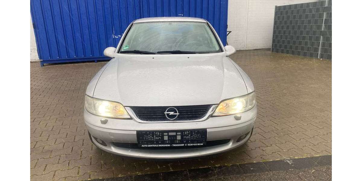 Opel Vectra 104.000 km 2.490 &euro; Troisdorf 53844