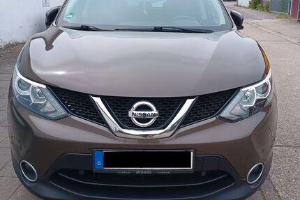 Nissan Qashqai 152.000 km 8.800 &euro; Ritterhude 27721