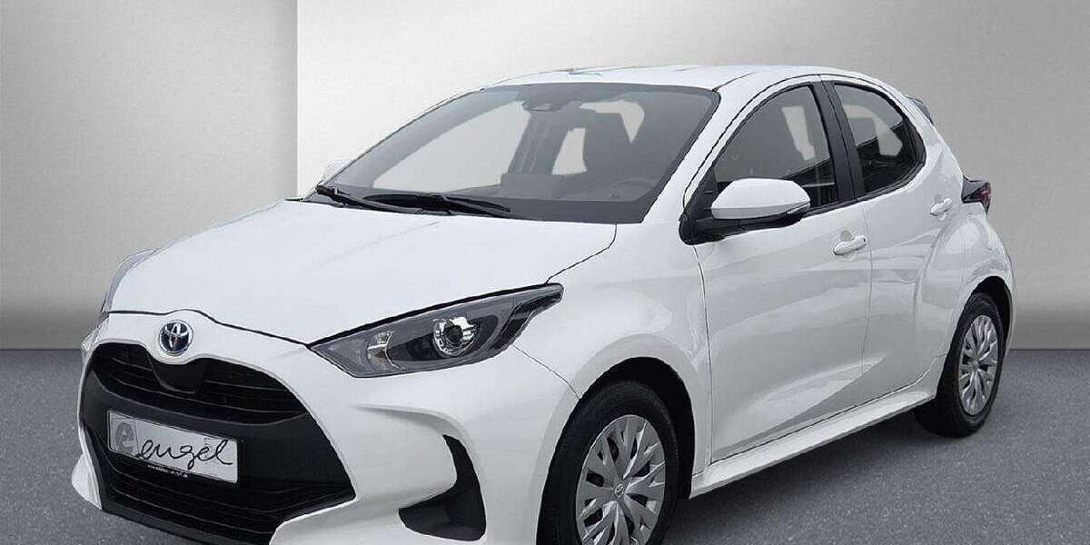 Toyota Yaris 76.100 km 15.989 &euro; Wunsiedel 95632