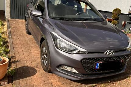 Hyundai i20 34.000 km 9.999 &euro; Püttlingen 66346