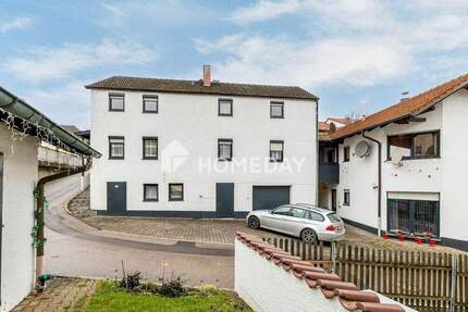 Haus Dingolfing - 9 Zimmer, 212 m&sup2;, 585.000&euro; | Angebot:25702897