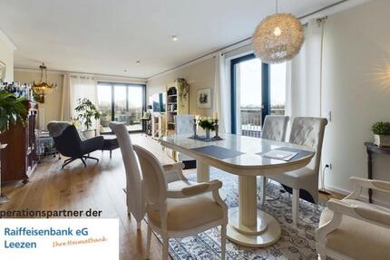 Barrierearmes & neuwertiges Penthouse in grüner Randlage