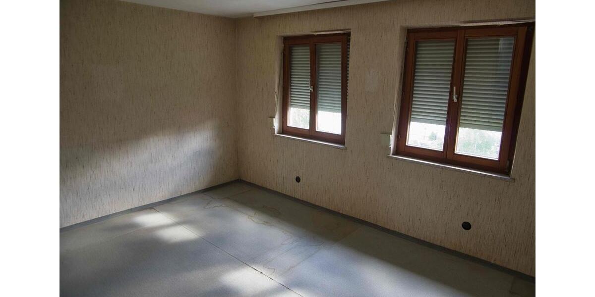 Doppelhaushälfte Rangendingen - 8 Zimmer, 118 m&sup2;, 260.000&euro; | Angebot:26588232