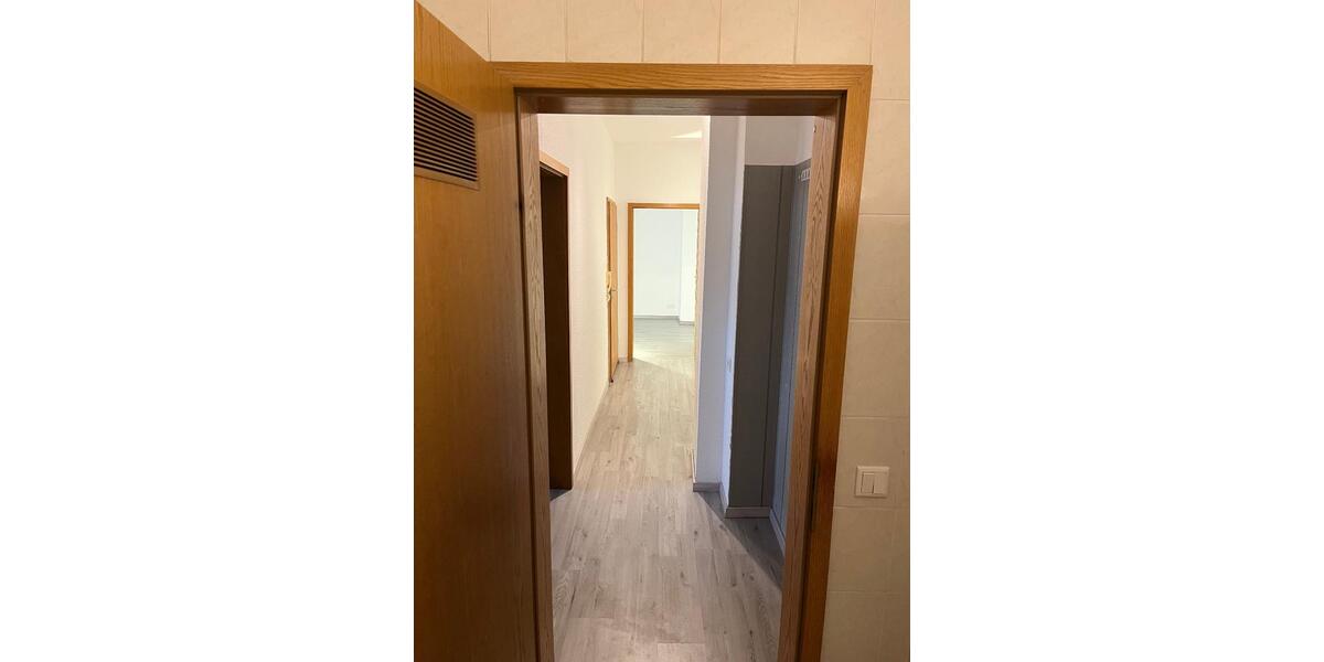Etagenwohnung Bad Kissingen - 3 Zimmer, 60 m&sup2;, 160.000&euro; | Angebot:26901155