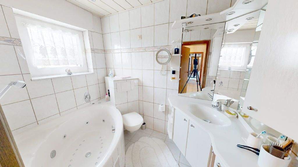 Einfamilienhaus Erftstadt Lechenich - 4 Zimmer, 107 m&sup2;, 298.000&euro; | Angebot:25536208