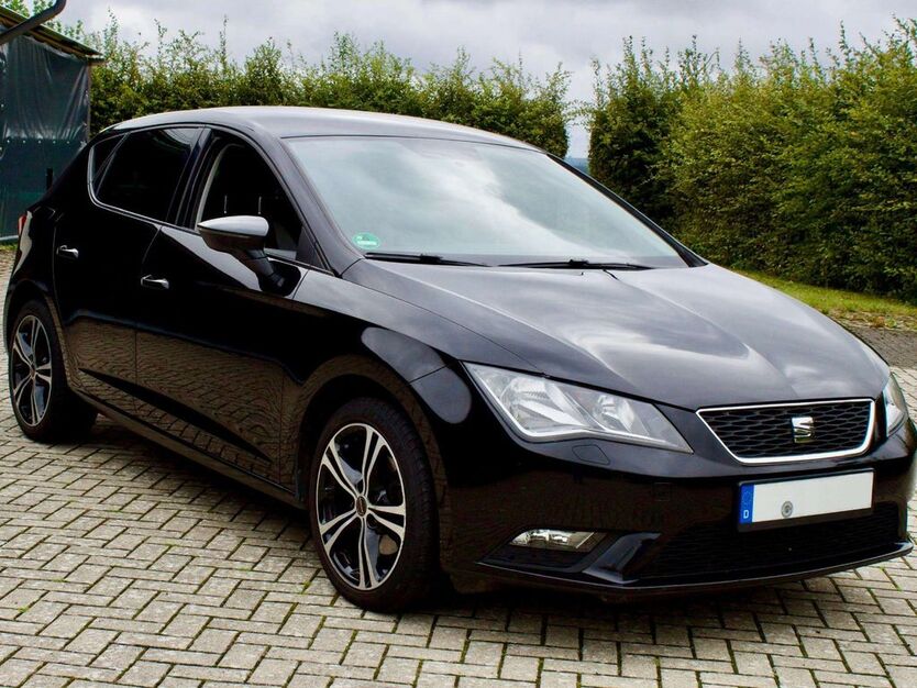 Seat Leon 164.638 km 7.499 € Wipperfürth 51688