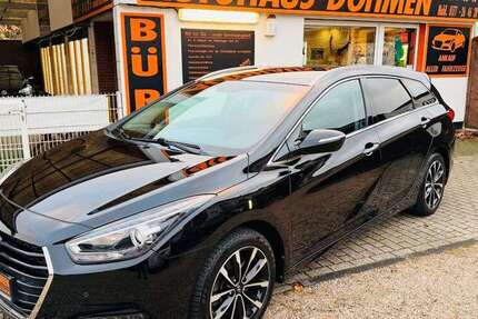 Hyundai i40 95.900 km 13.980 € Moers 47445