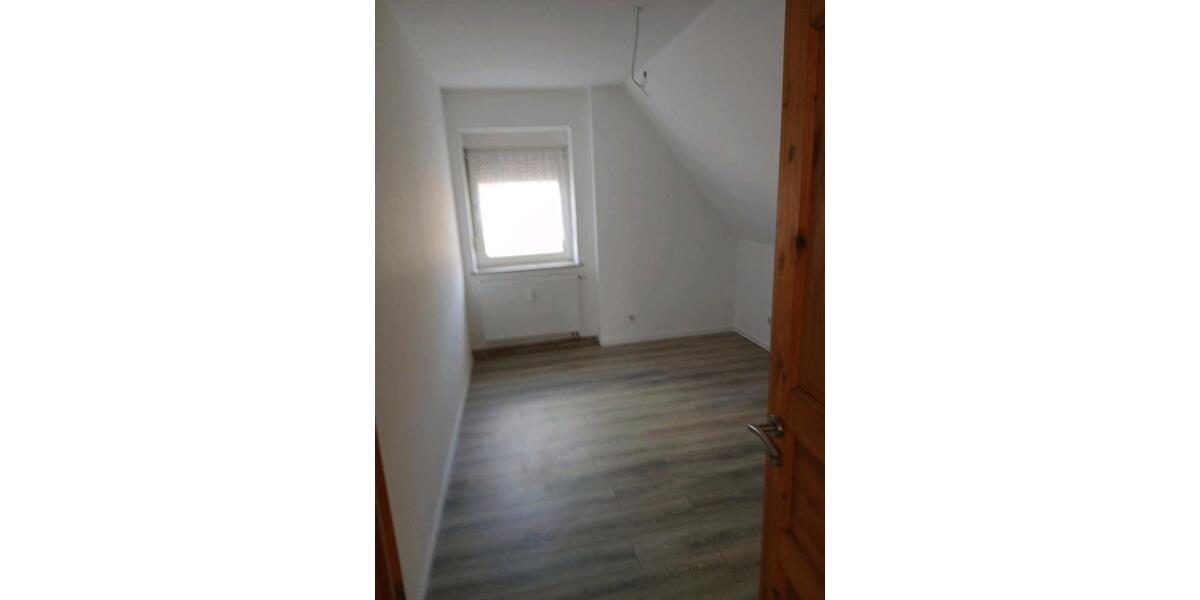 Einfamilienhaus Erxleben - 5 Zimmer, 139 m&sup2;, 1.250&euro; | Angebot:26357011