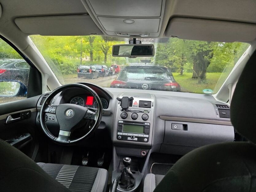 VW Touran 219.000 km 3.333 € Taufkirschen 82024