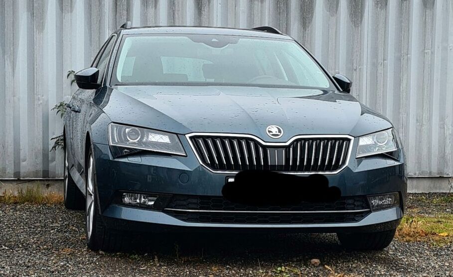 Skoda Superb 106.683 km 21.990 € Rheinfelden 79618