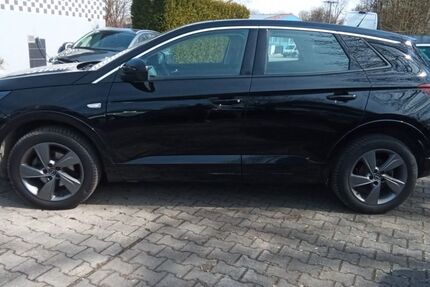Opel Grandland (X) 34.600 km 16.950 &euro; Aiterhofen bei Straubing 94330