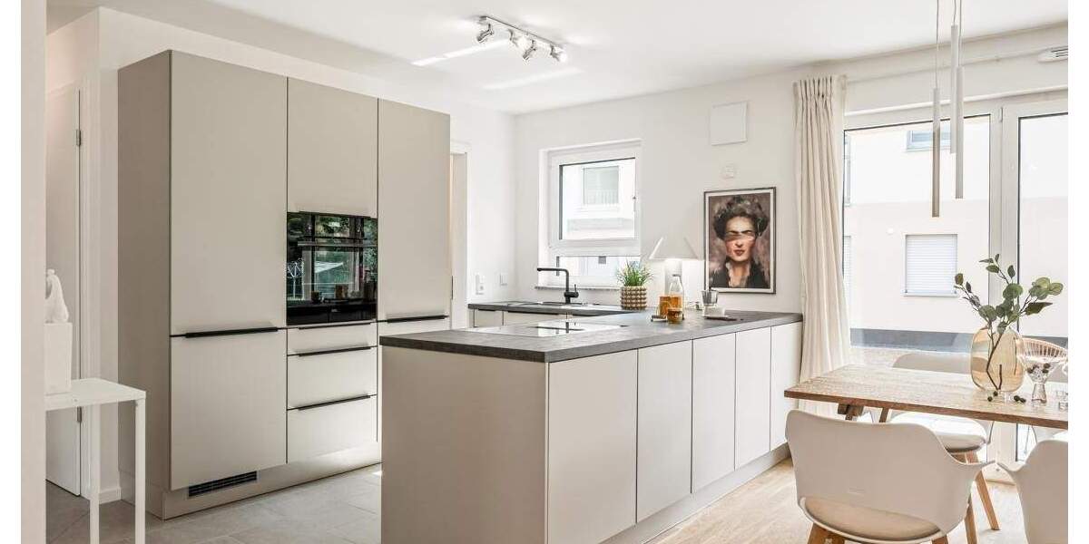 Etagenwohnung Wiesbaden Biebrich - 3 Zimmer, 84 m&sup2;, 609.000&euro; | Angebot:26037083