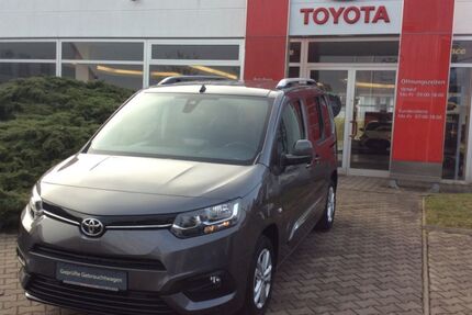 Toyota Proace City 29.700 km 23.790 &euro; Dresden 01259