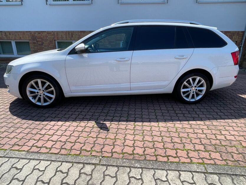 Skoda Octavia 362.336 km 6.499 € Schönebeck/Elbe 39218