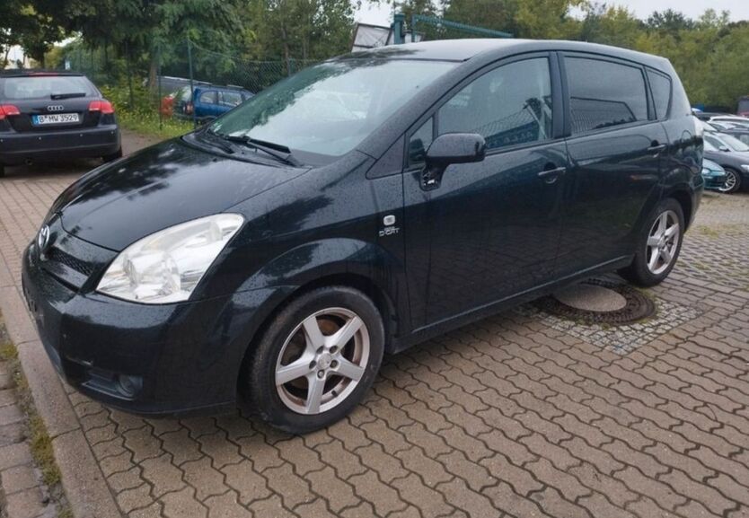 Toyota Corolla Verso 109.000 km 4.500 € Heilbronn 74078