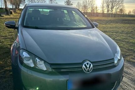 VW Golf 198.000 km 6.299 &euro; Wolkenstein 09429