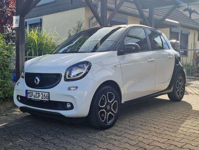Smart forFour 92.444 km 7.800 € Rimpar 97222