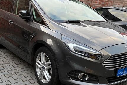 Ford S-Max 91.000 km 18.150 &euro; Bad Oldesloe 23843