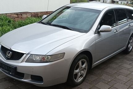 Honda Accord 292.000 km 999 &euro; Buttlar 36419