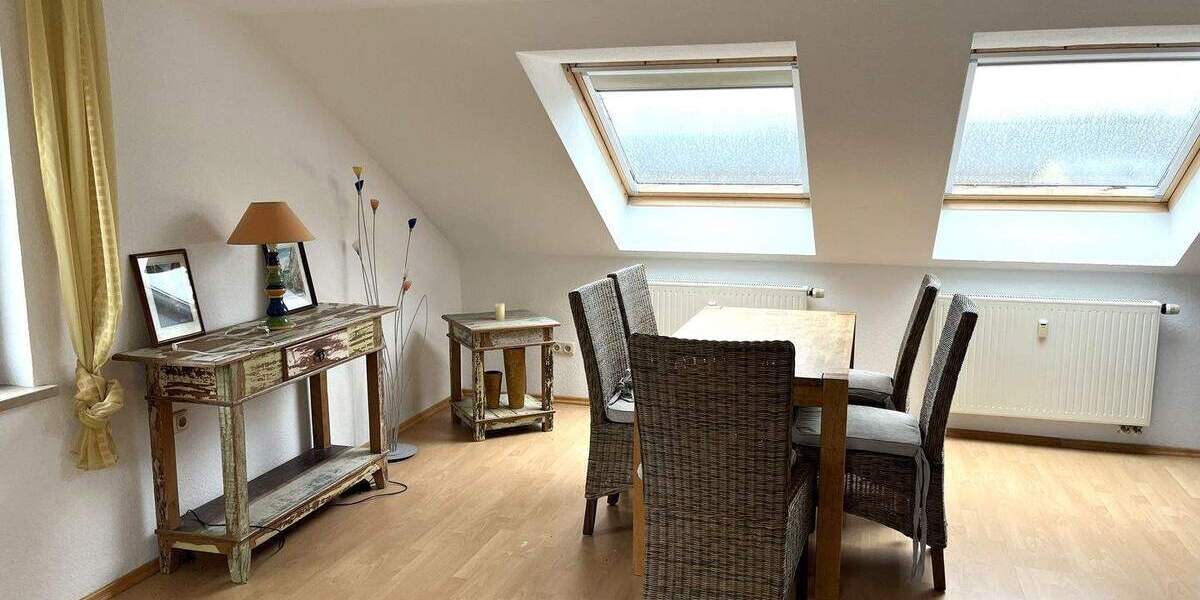 Charmante 3-Zimmer-Dachgeschosswohnung (80 m²) nahe Brombachsee 3 zimmer