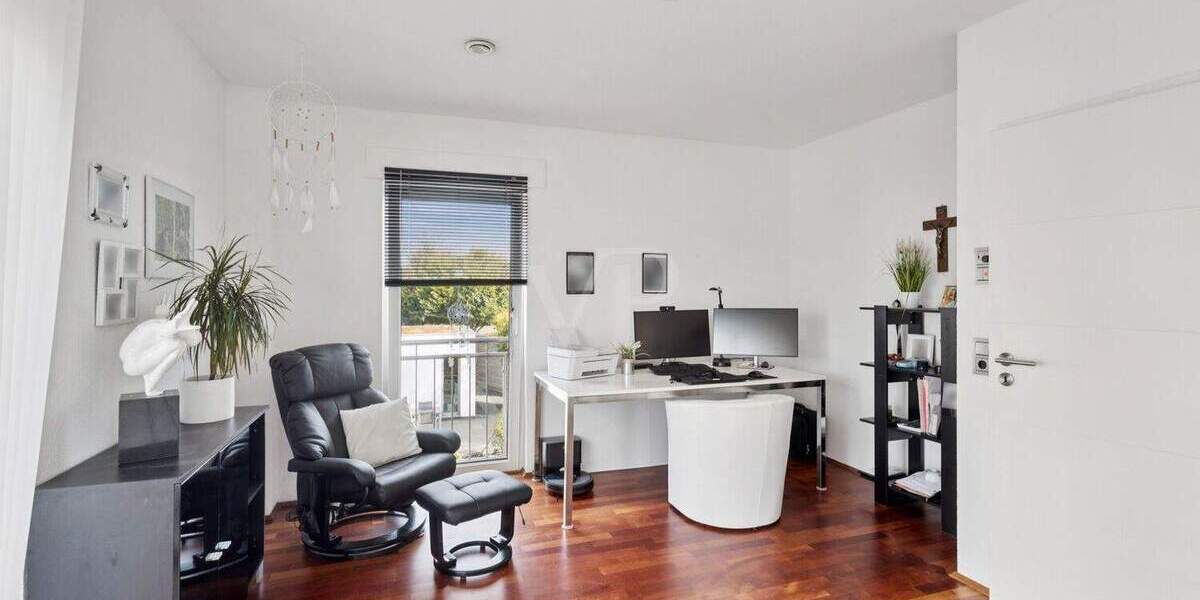 Repräsentatives, lichtverwöhntes Einfamilienhaus in Feldrandlage! 5 zimmer