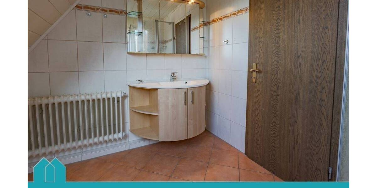 Einfamilienhaus Holtgast Holtgast - 8 Zimmer, 211 m&sup2;, 298.000&euro; | Angebot:25733858