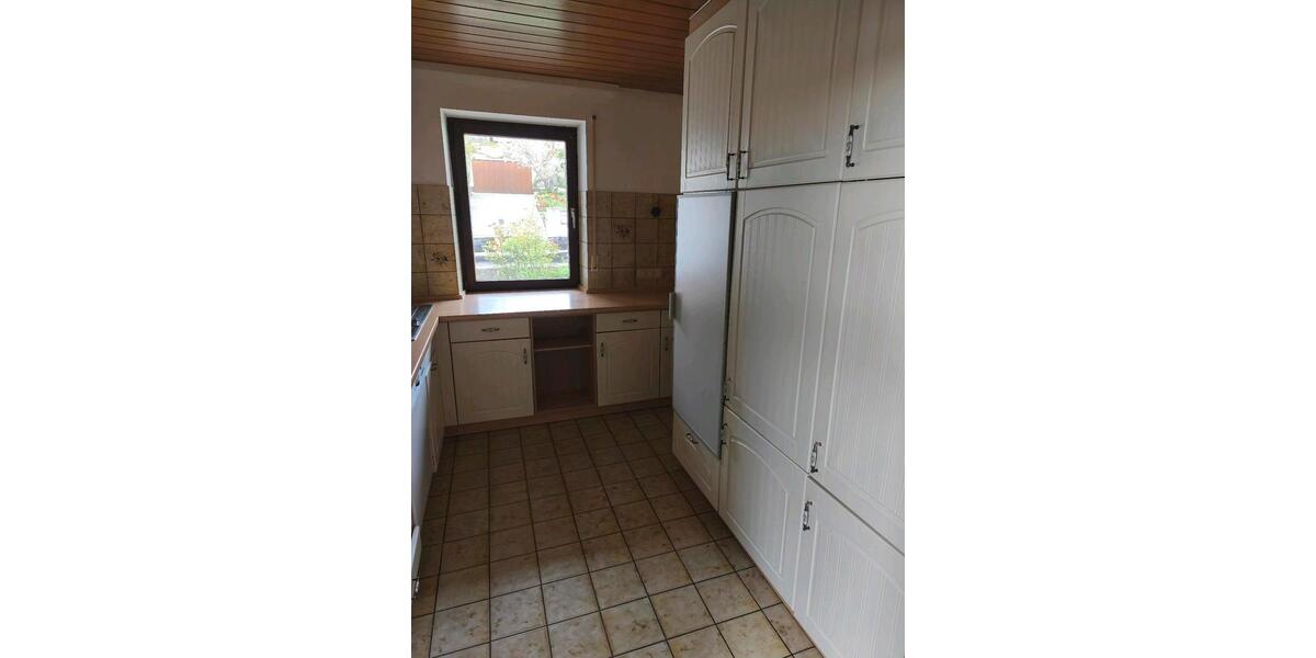 Etagenwohnung Freudenberg - 5 Zimmer, 120 m&sup2;, 820&euro; | Angebot:26249088