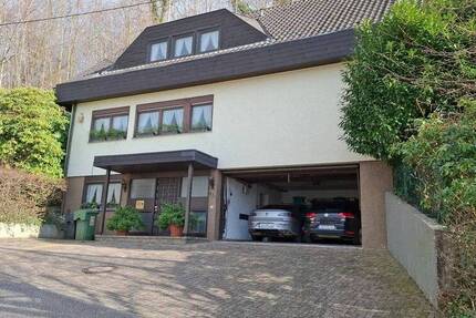 Hier macht es Spaß zu wohnen! Freistehendes Einfamilienhaus in Ortenberg mit extra Bauplatz in 30 Zone. Provisionsfrei!! 5 zimmer