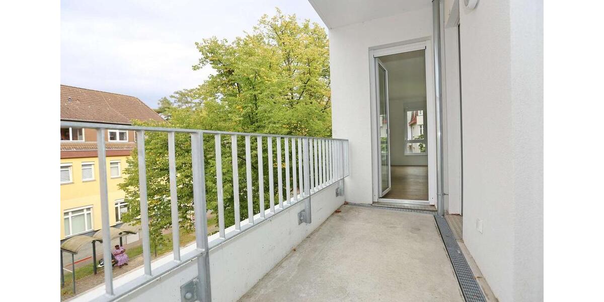 Etagenwohnung Hennigsdorf - 4 Zimmer, 109 m&sup2;, 1.399&euro; | Angebot:26296517