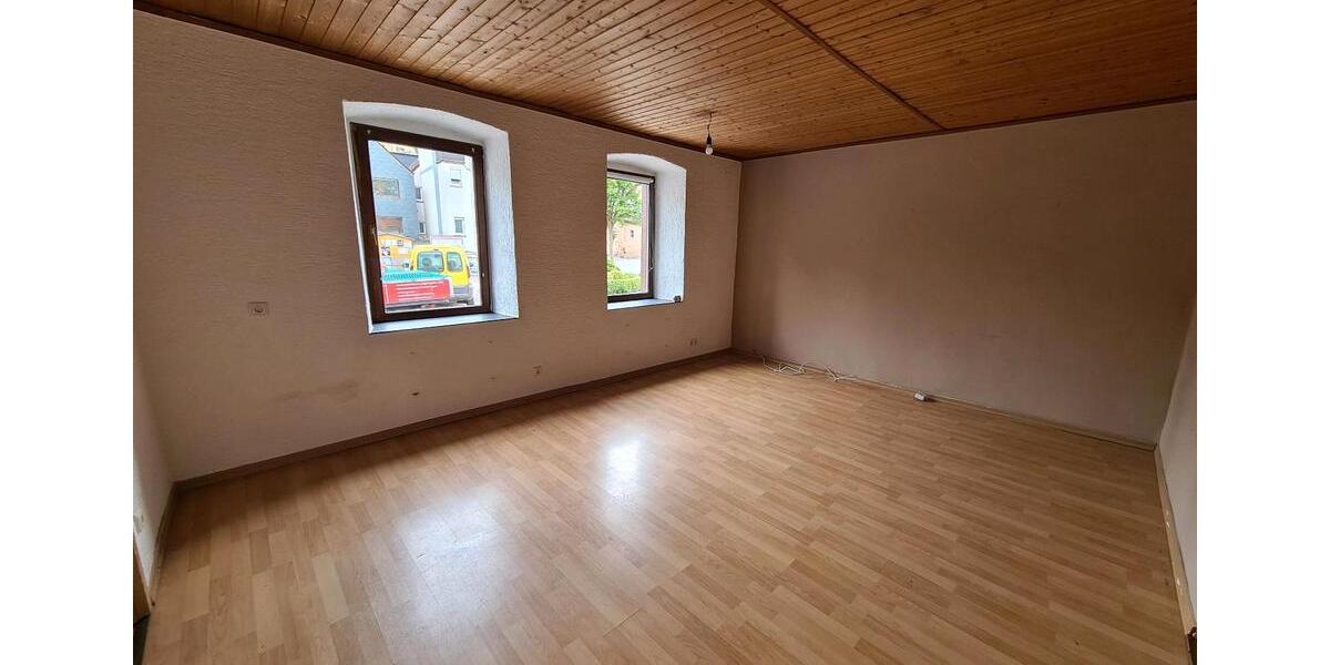 Einfamilienhaus Idar-Oberstein Oberstein - 4 Zimmer, 100 m&sup2;, 179.000&euro; | Angebot:26758333