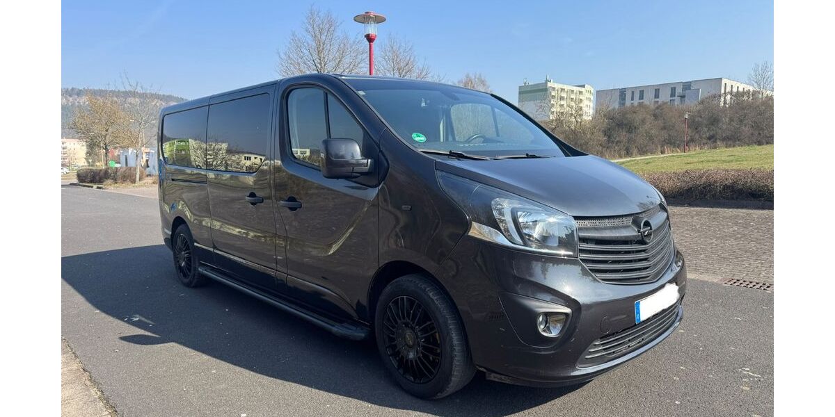 Opel Vivaro 99.400 km 19.500 &euro; Wutha-Farnroda 99848
