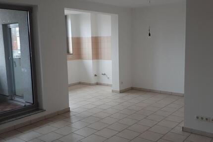 Haus Dillingen (Saar) - 3 Zimmer, 60 m&sup2;, 650&euro; | Angebot:26405732