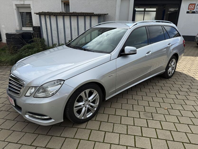 Mercedes-Benz E 220 355.000 km 5.490 € ERTINGEN 88521