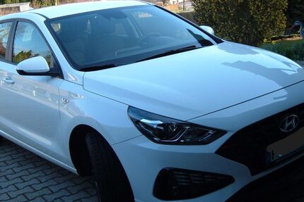 Hyundai i30 29.300 km 16.800 &euro; Straßkirchen 94121